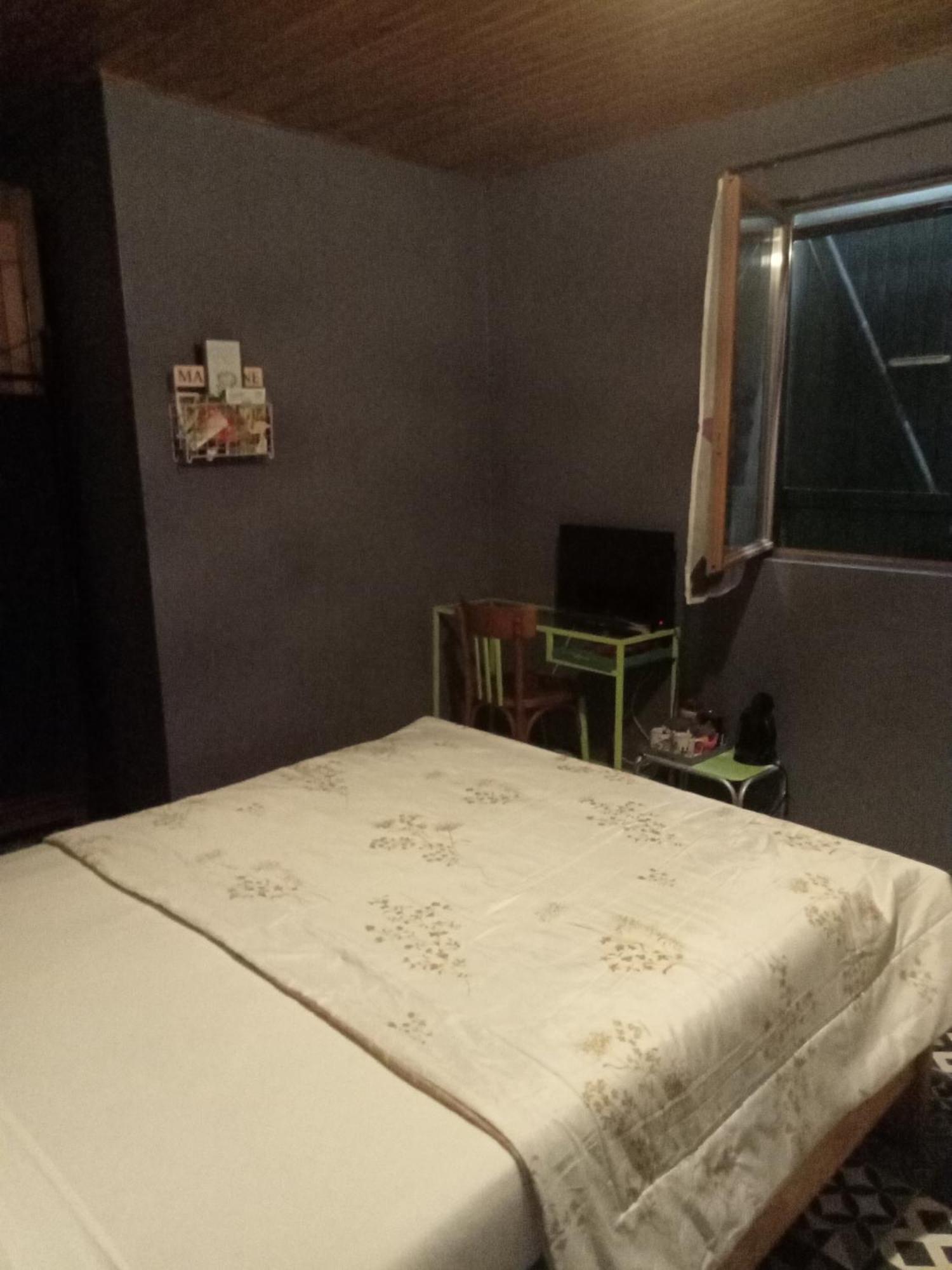 Bed and Breakfast Le Repaire Des Ecureuils Bourg-Argental Екстер'єр фото